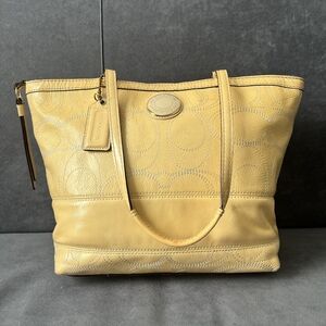 Vintage Y2K Coach Signature F19198 Yellow Patent Leather Stitch Tote Bag